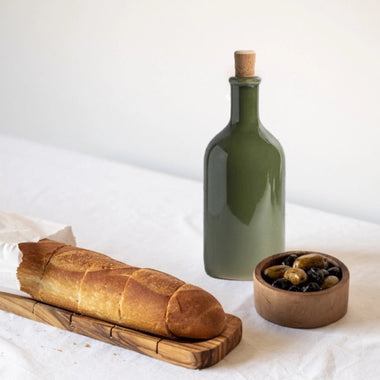Jazz Stoneware Olive Oil Bottle: Shiny Green