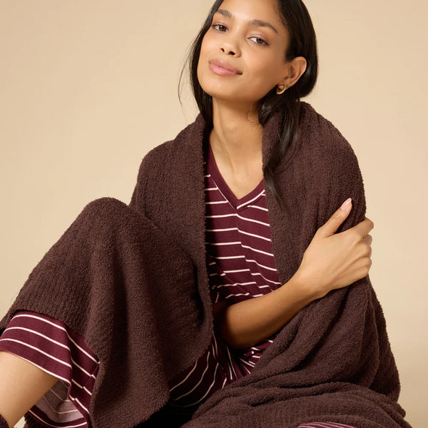 Solid Rib Marshmallow Blanket: Espresso