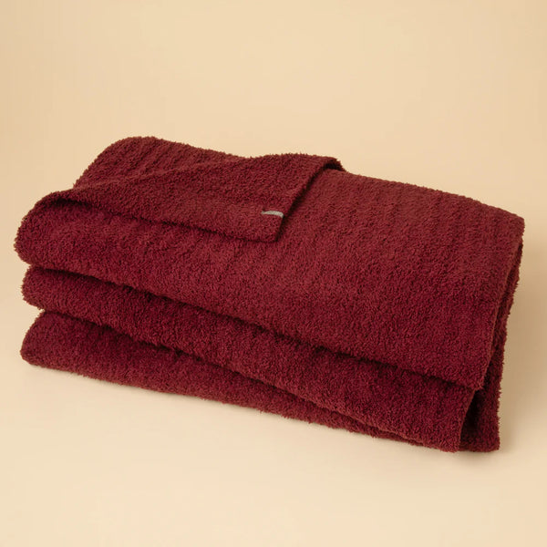 Solid Rib Marshmallow Blanket: Cherry Cola