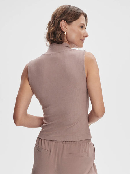 Casey Fitted Rib Tank: Antler