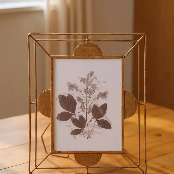 Scallop 5x7 Photo Frame