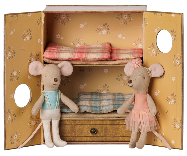 Ballet Little Sister and Brother Mice