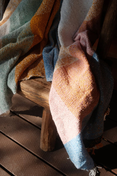 Suave Campo Blanket Roll