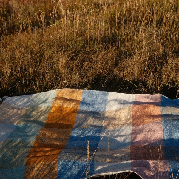 Suave Campo Blanket Roll