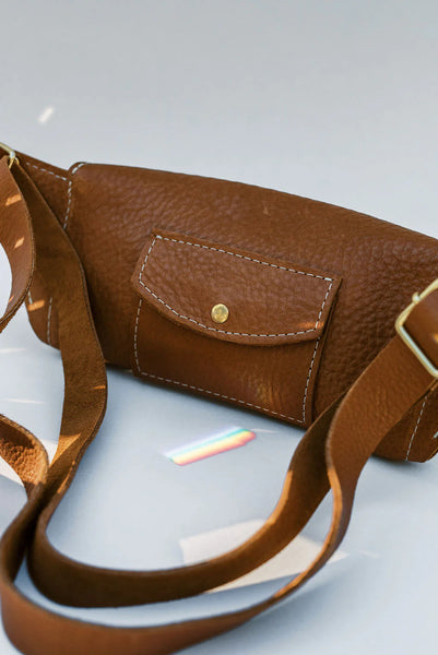 Amelia Crossbody: Tobacco