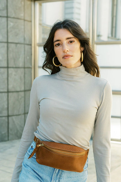 Amelia Crossbody: Tobacco