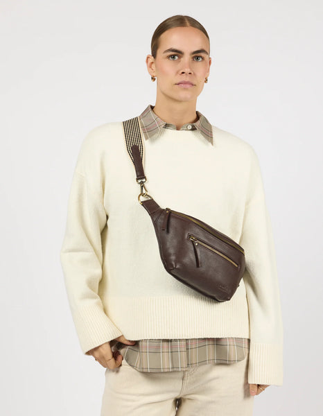 Drew Bum Bag: Chocolate