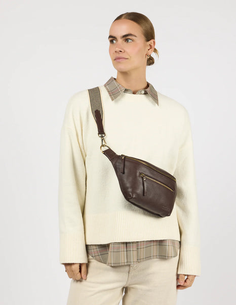 Drew Bum Bag: Chocolate