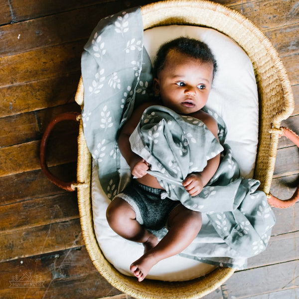 Muslin Swaddle: Leaves