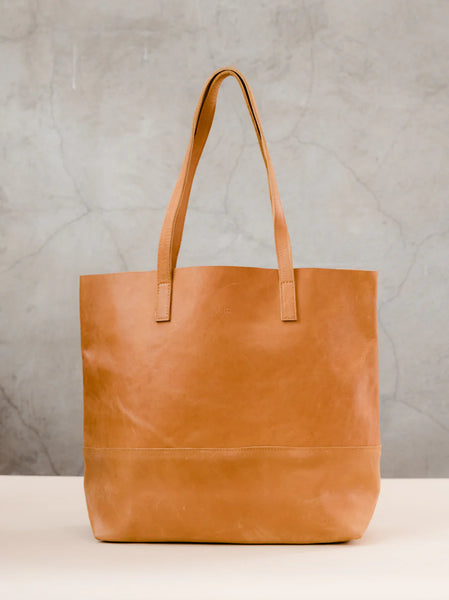 Mamuye Classic Tote: Cognac