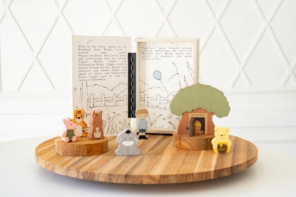 Winne the Pooh Woodland Storybook