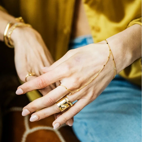 Mirage Hand Chain