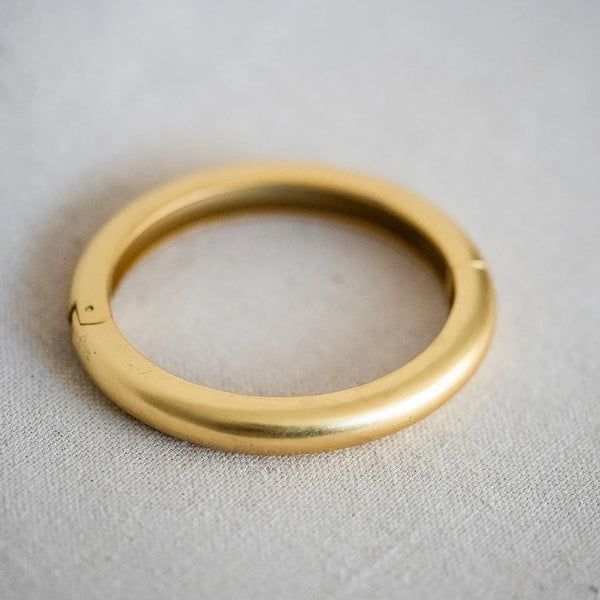 Halo Hinge Bangle