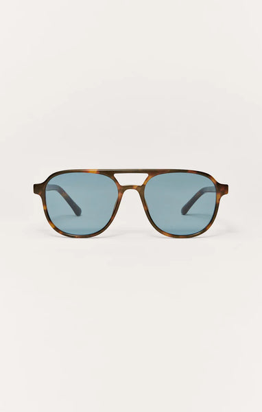 Tourist: Tort Blue
