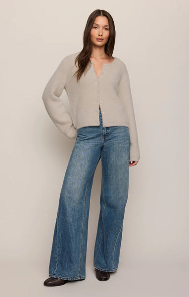 Winterglow Fluffy Cardigan: Frosted Pearl