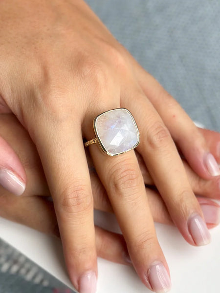 Monterey Ring: Moonstone