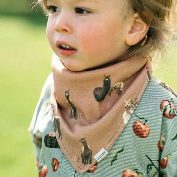 Alpaca Kerchief Bib