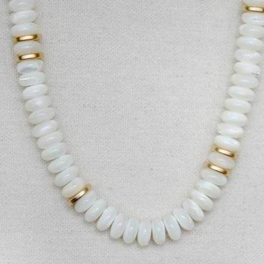 Isla Mother of Pearl Necklace